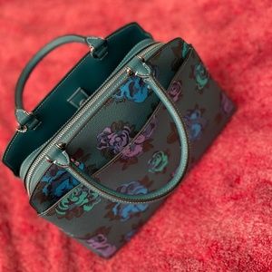 Coach Purse excellent used condition with long strap